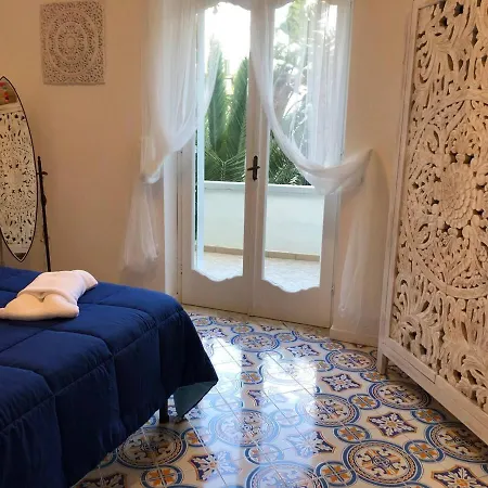 Casa Aversano Center - 5 Minutes To بيت للعطل