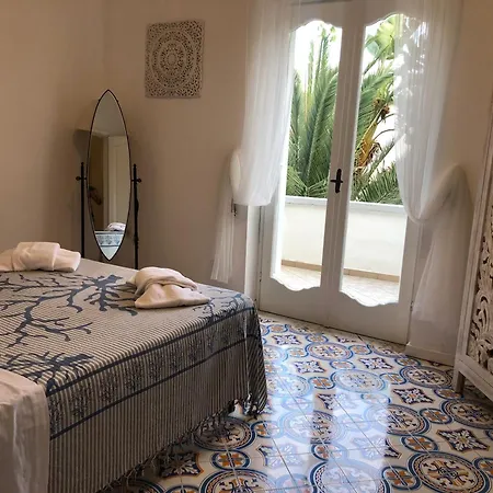 Casa Aversano Center - 5 Minutes To بيت للعطل بوسيتانو