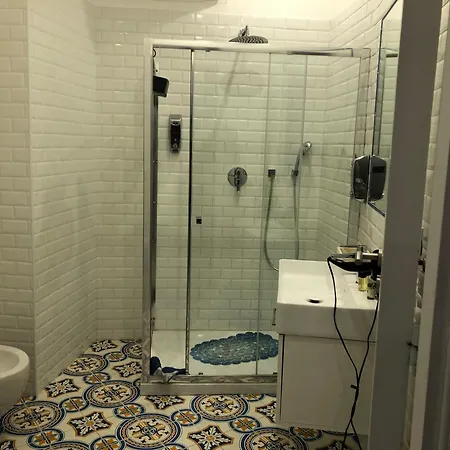 Casa Aversano Center - 5 Minutes To بيت للعطل *