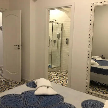 بيت للعطل Casa Aversano Center - 5 Minutes To *