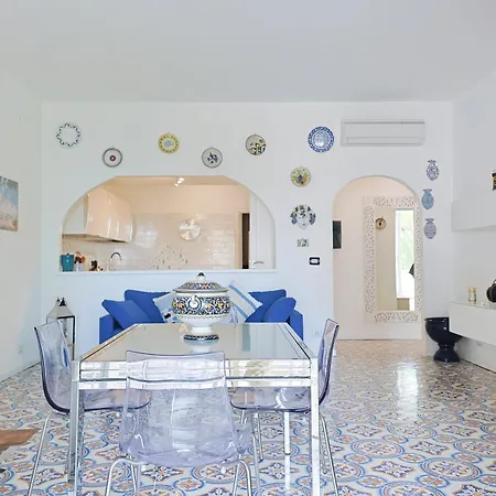 Casa Aversano Center - 5 Minutes To بيت للعطل بوسيتانو